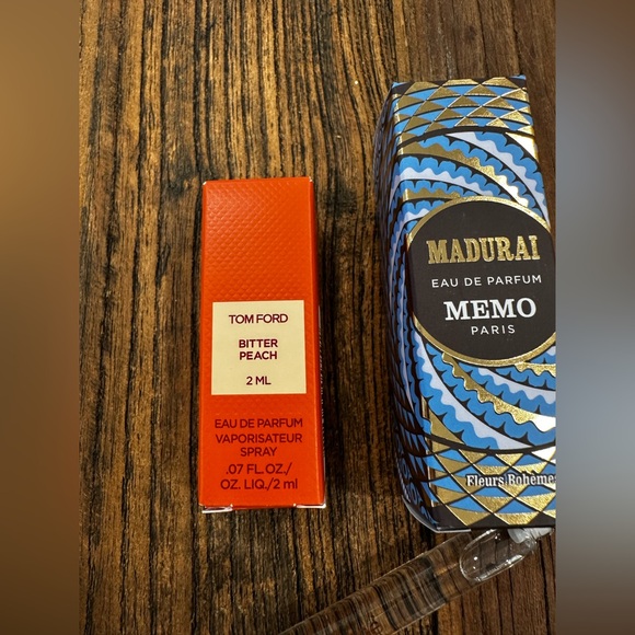 Tom Ford Bitter Peach Sample - Bright Orange - Picture 4 of 5